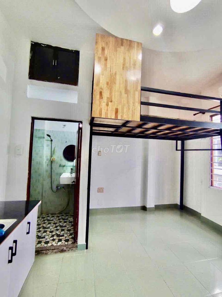 Renting the Freedom Time Room Right At A.J. Tân Phú University.