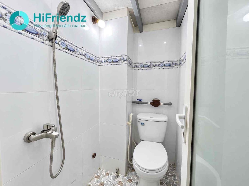 The window room is located in Tên Lửa near aeon Bình Tân.