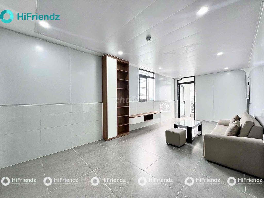 Studio Bancol a full interior bedroom walker.
