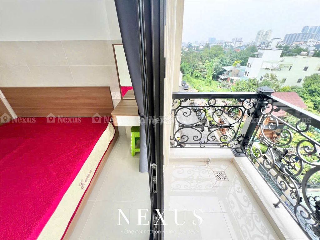 Rent a suite in District 7