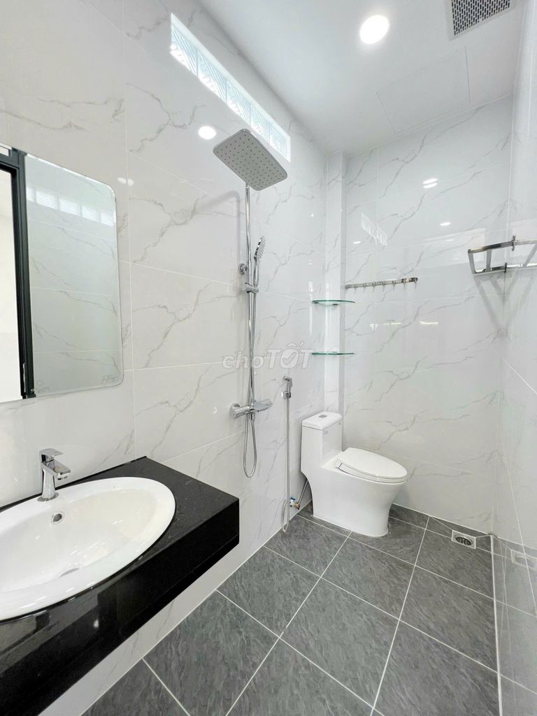 Public balcony studio - wide 30 M2 - full interior - illartal treat