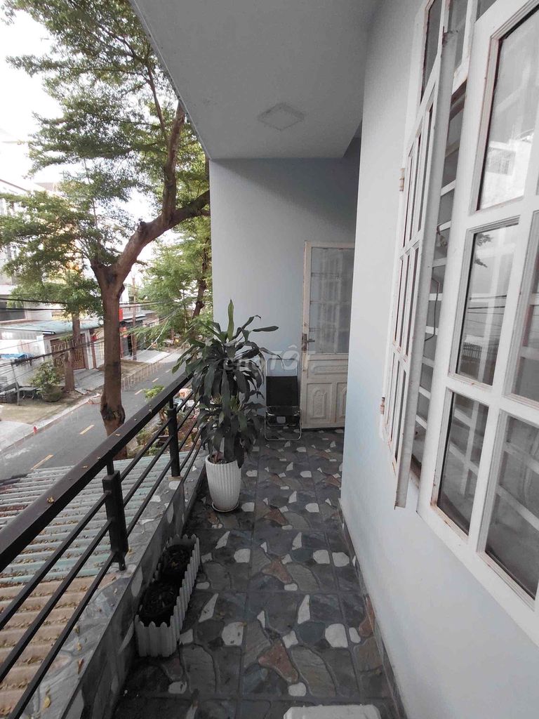 Rooms with air conditioning, closets, beds.