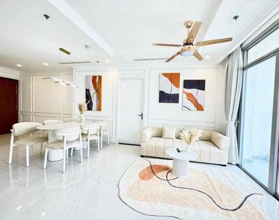 I need to rent out three beautiful interior bedrooms.