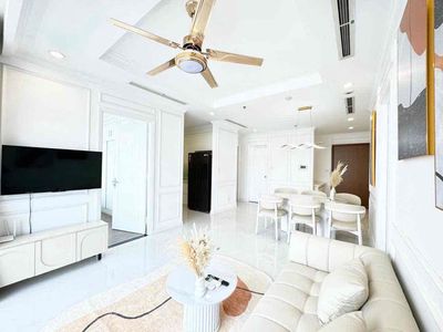 I need to rent out three beautiful interior bedrooms.