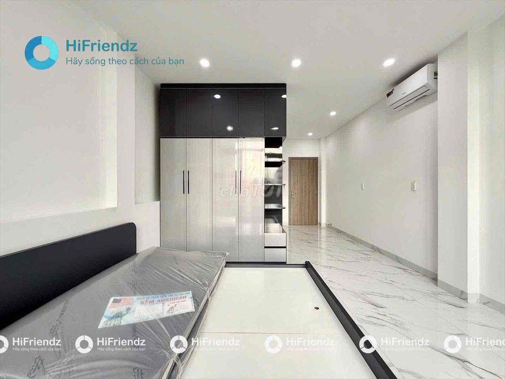 Open your own high-level studio with Lê Văn Khương.