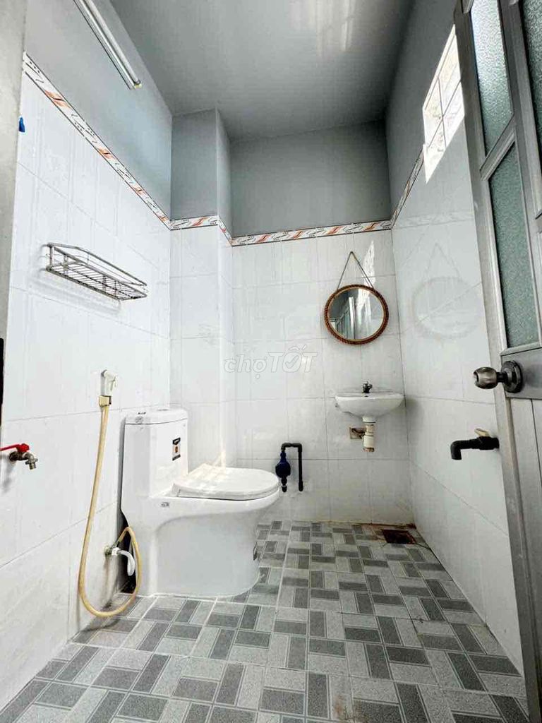 It's the owner of the room at 41/6 Nguyễn Oanh-710 Gò Vấp