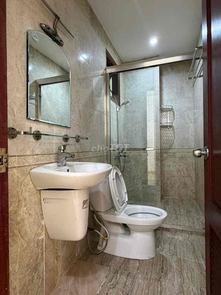 apartment one full bedroom close to etown Cộng Hoà