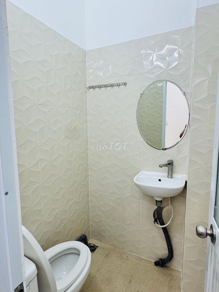 Rent a full-time Gò Vấp.5 million a month in an apartment.