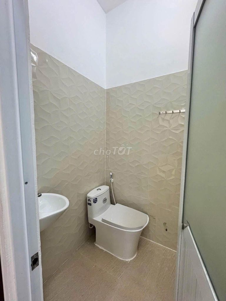 Rent a full-time Gò Vấp.5 million a month in an apartment.