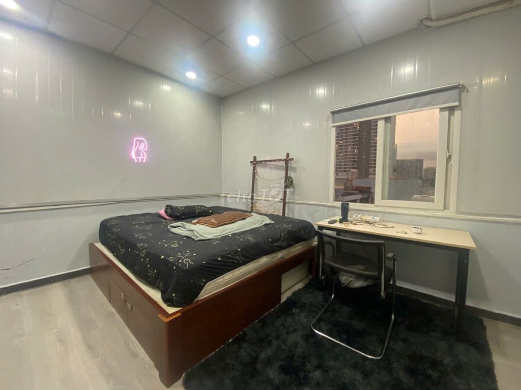 Room 35 m2 only calculates electricity, separates kitchen, smart tv60 inch_100 meters to the Constitution