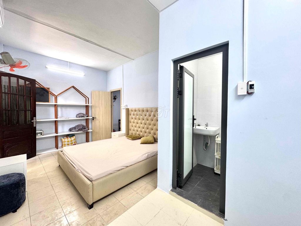 The basic hessv hotel room right here in the Vittel Reconciliation Market, cmt8rd.