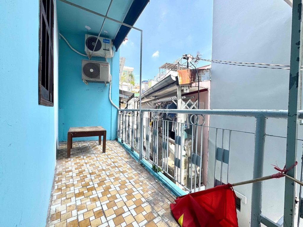 The basic hessv hotel room right here in the Vittel Reconciliation Market, cmt8rd.