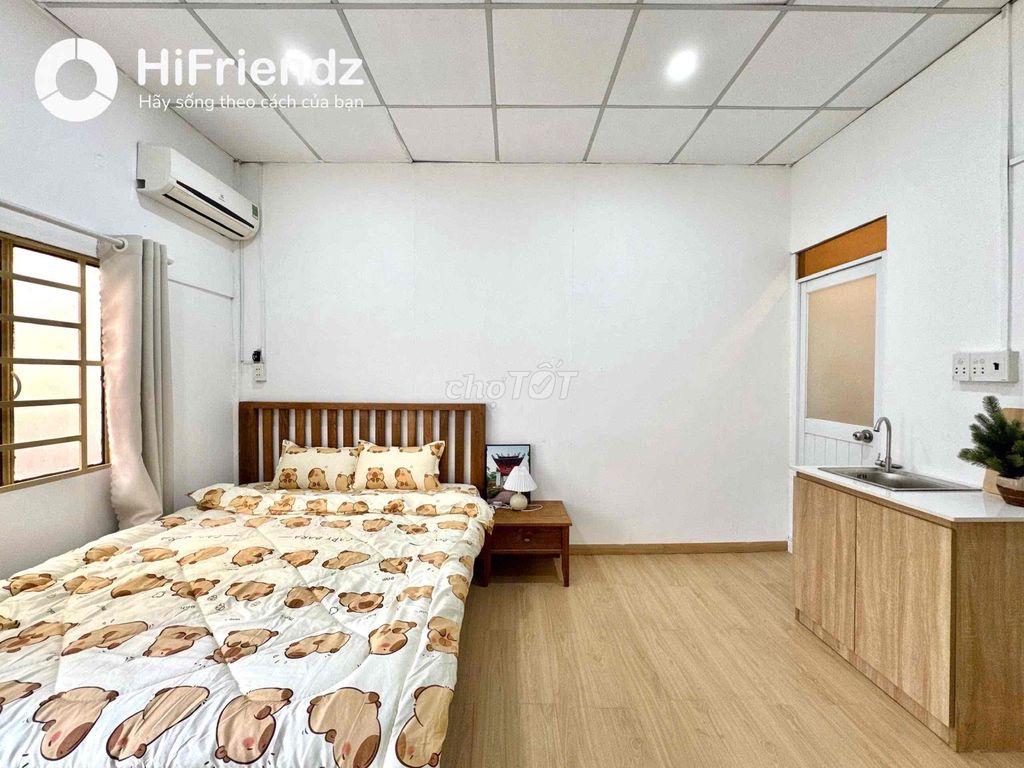 Hssv's room is just off the coast of Hoàng Sa in 1-3-climate district, full interior.