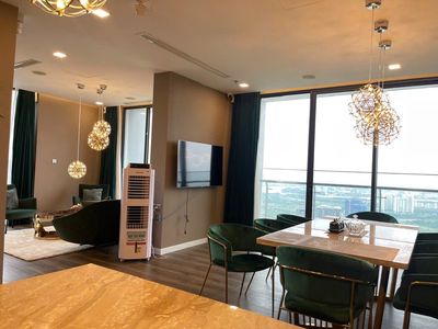 1 bedroom - big balcony - top view landmark