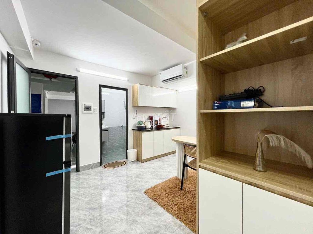 Rent Studio The Home Book Door Full inch8 District 10 Shire 3