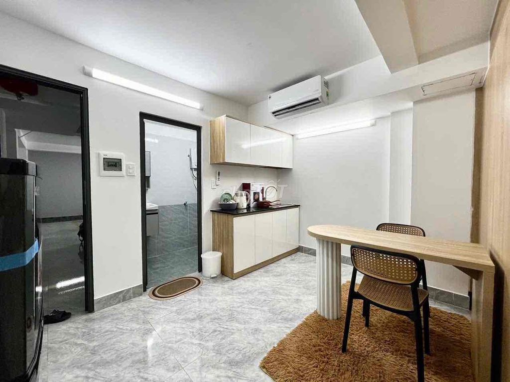 Rent Studio The Home Book Door Full inch8 District 10 Shire 3