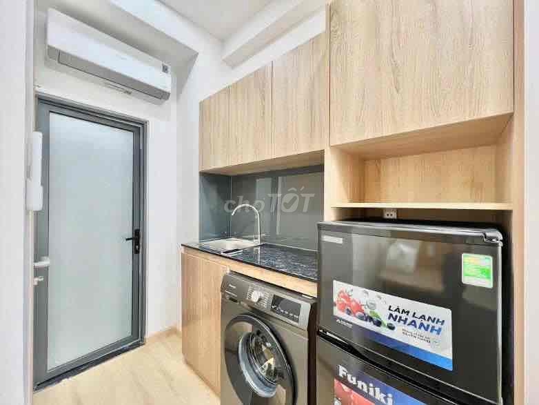 Rent room.