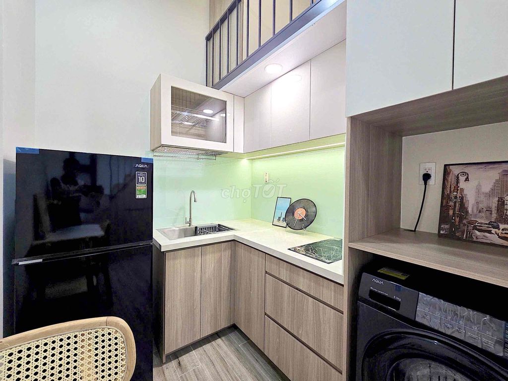 Full interior right on Nguyễn Thị Thập