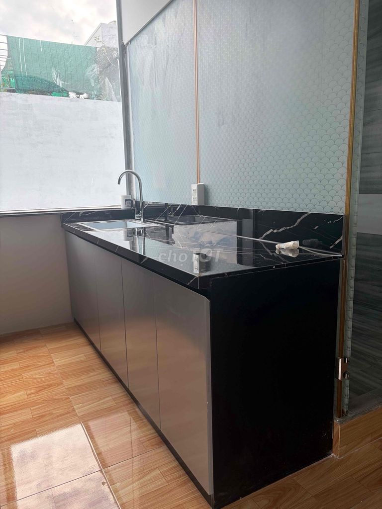 service apartment full/free, clean, custom design