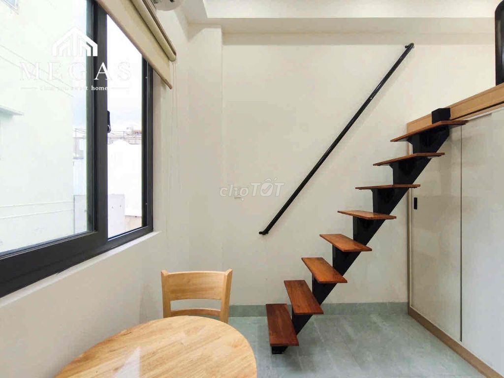 Cheap motel with cool open sky windows right at Lê Trọng Tấn - aeon tp