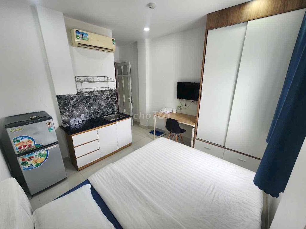 Rent room in Phú Nhuận, near the house park.