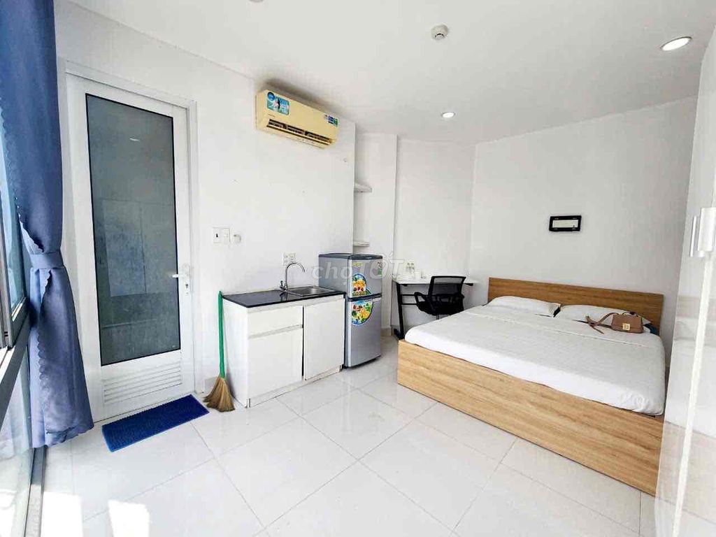 Rent room in Phú Nhuận, near the house park.