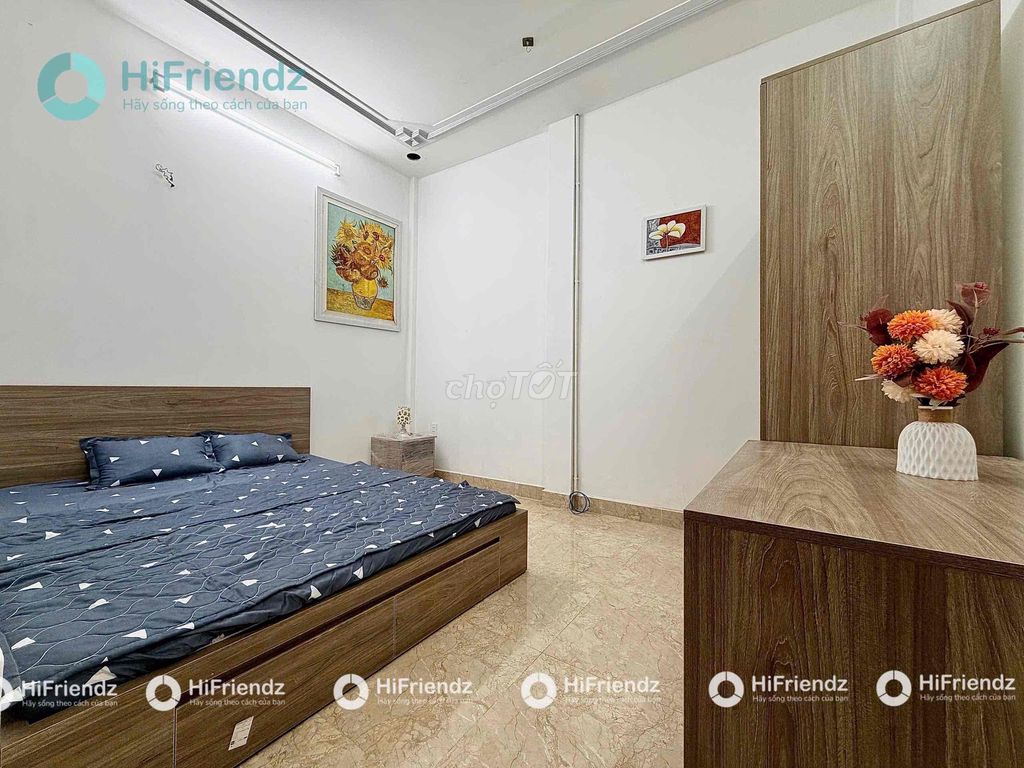 Rent room right on Phạm Văn Hai, Tân Bình district.