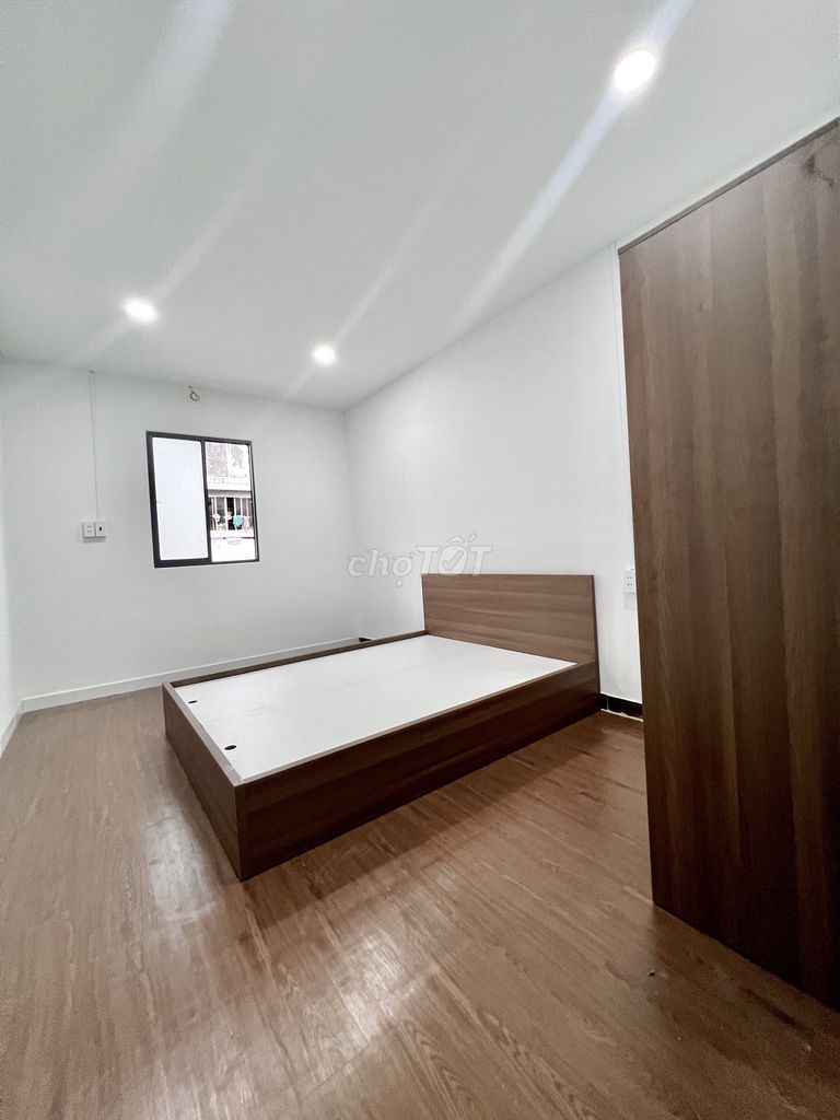 Rent the new kitchen cup studios. - Great, fourth district.
