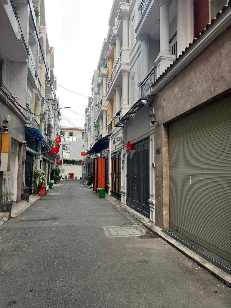 Rent a suite - face the city, Thủ Đức