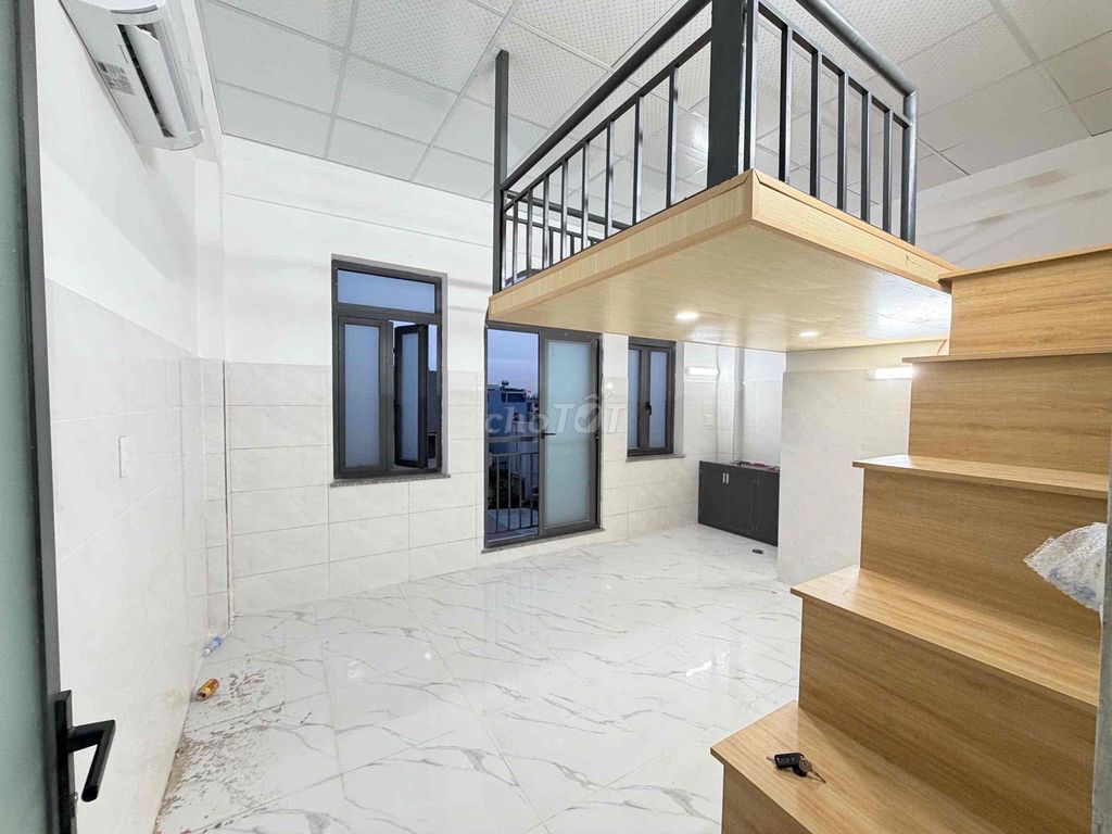 Open the new house in Vườn Lài right now.