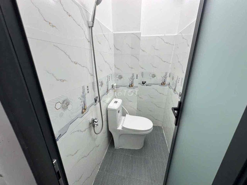 The owner himself has rented Cô Bắc & 270 Phan Pingang Air elevator 5.5 million