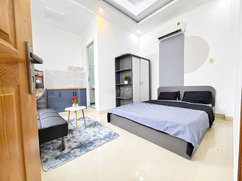 Rent room.