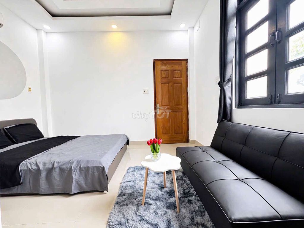 Rent room.