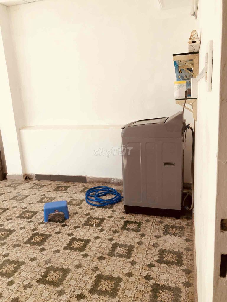 Room 20 m2 Districtaryary 3