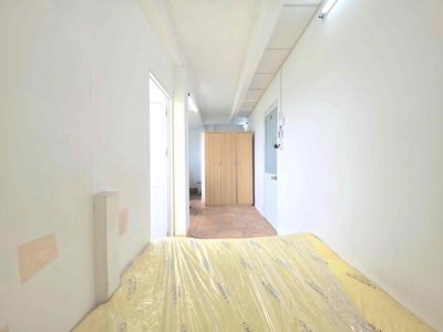 A new cave studio - large windows, natural sunlight