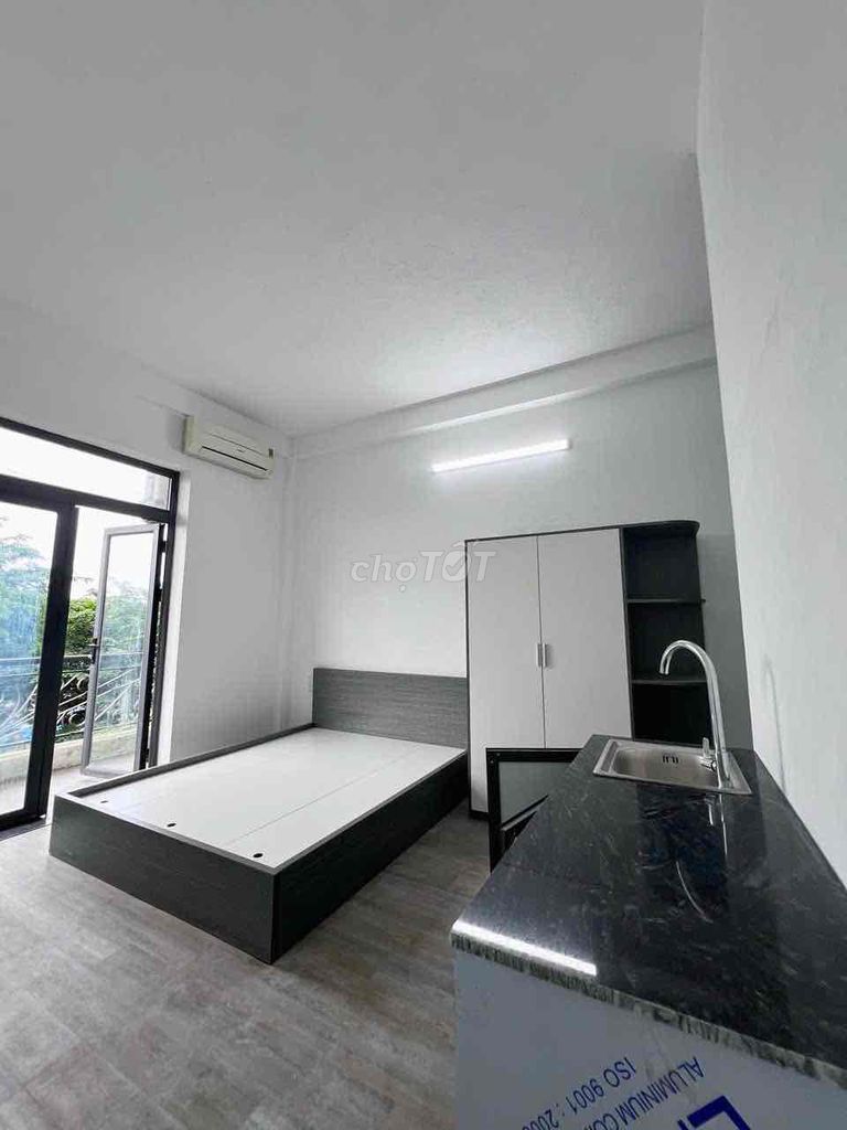 Hà Huy Giáp full interior with balcony