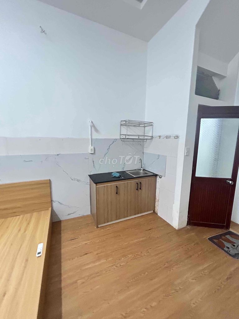 The owner rented the Tây Thạnh service apartment - ground 25 M2 - full interior