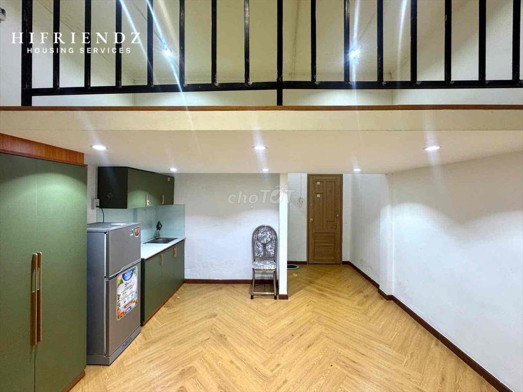 The new guard room, the new center of District 5.