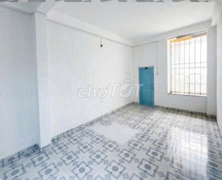 Rent 14 m2 cheap - Immediately Nguyễn Gia Trí (D2) Bình Thạnh