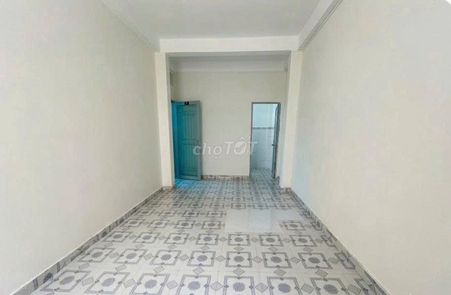 Rent 14 m2 cheap - Immediately Nguyễn Gia Trí (D2) Bình Thạnh