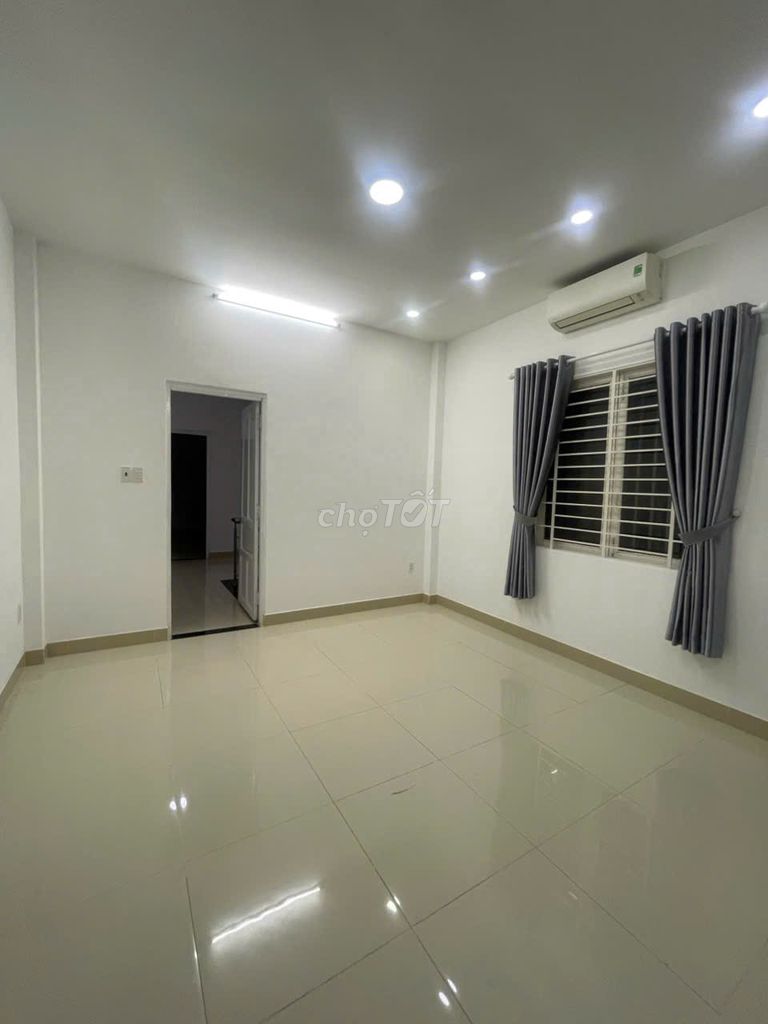 Ladies' priority - rent room - Trần Bình Trọng 3 million7