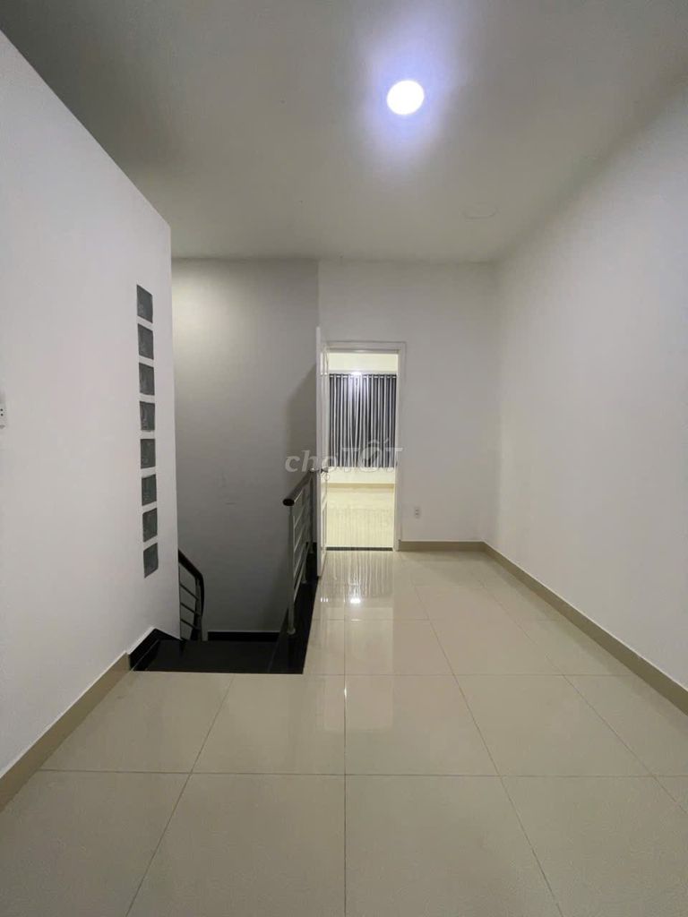 Ladies' priority - rent room - Trần Bình Trọng 3 million7
