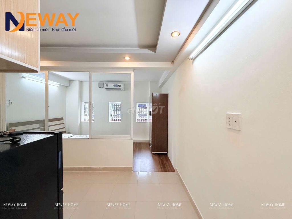 Rent a kitchen bedroom - a window - a full interior - next to University huit