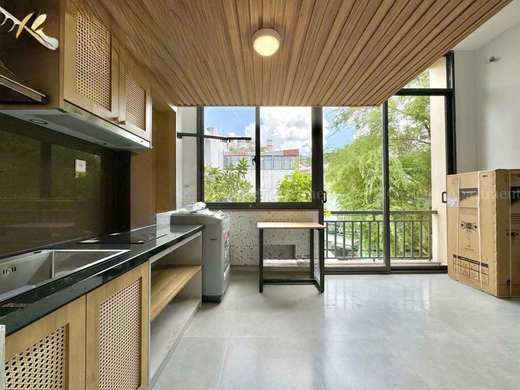 A new 100%-procedure service apartment at 500 K-free cars for Hssv-sponsor keeping room.