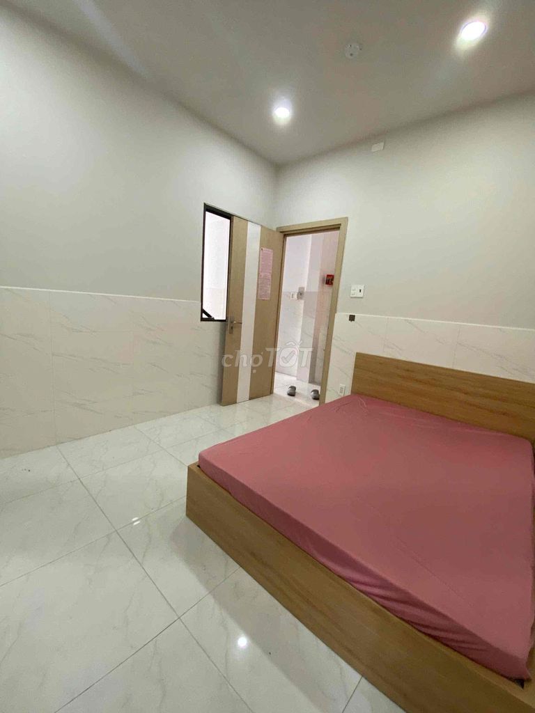 157/81 T3 Dương Bá Trạc empty 2 rooms 20 meters 2 are at 4 million - 5 million