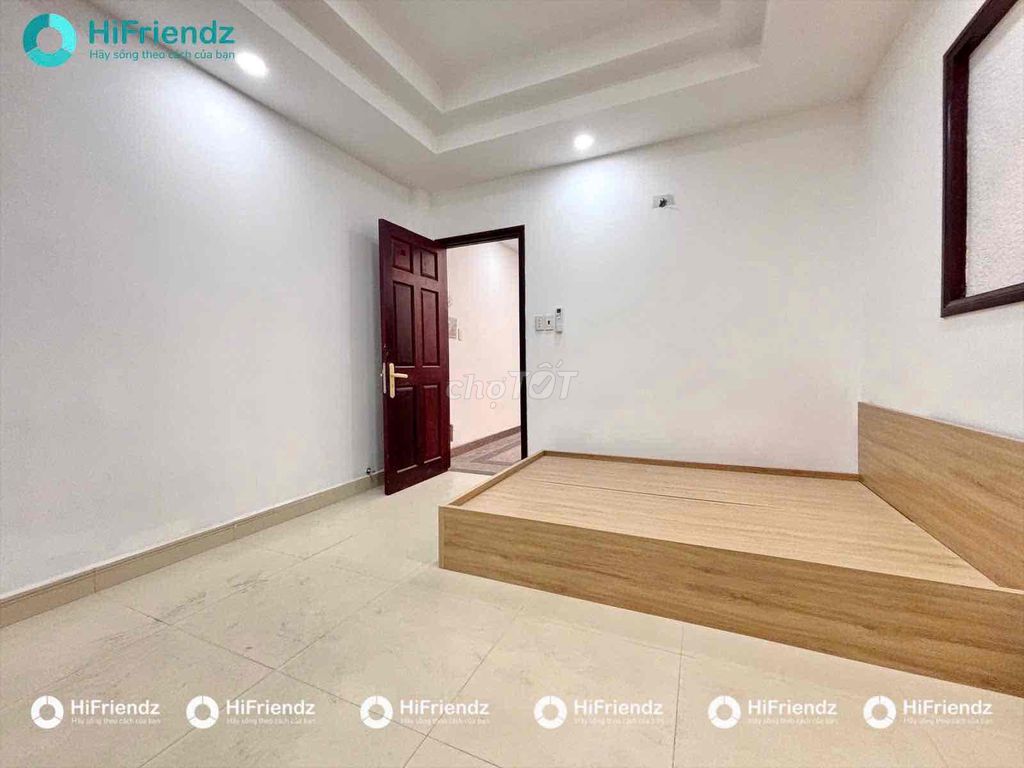 Rent a new studio full of rich Âu Cơ Tân Bình furniture.