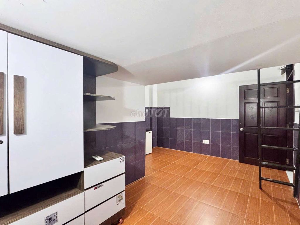 Unsightly staying, full interior, Trần Văn Dư, 1894 13, Tân Bình, Ho Chi Minh City