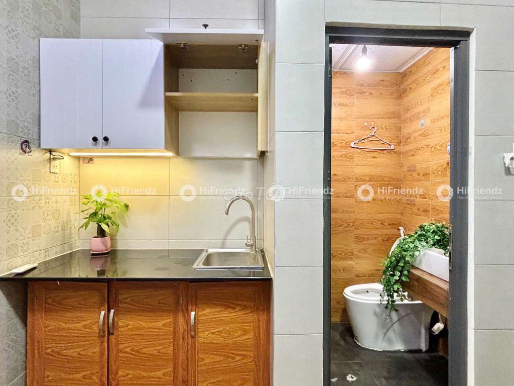 A Vườn Lài studio available.