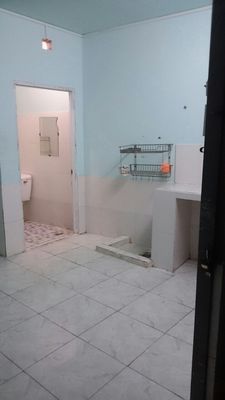 Rent room near mango tree market