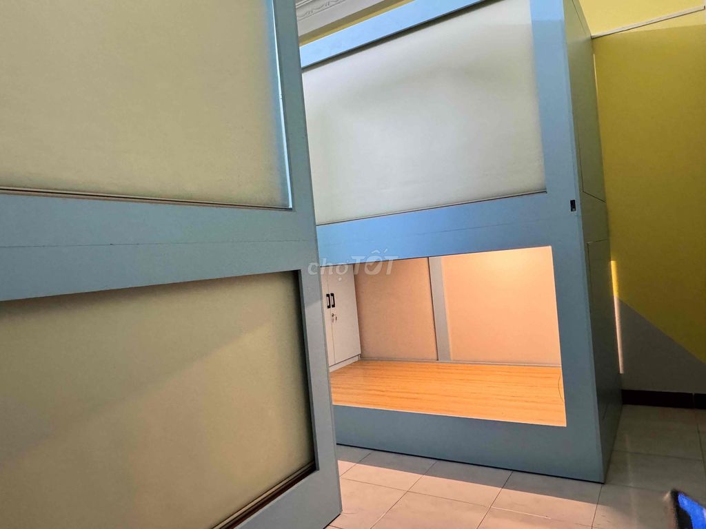 Rent a high-end dorm with all the expenses.